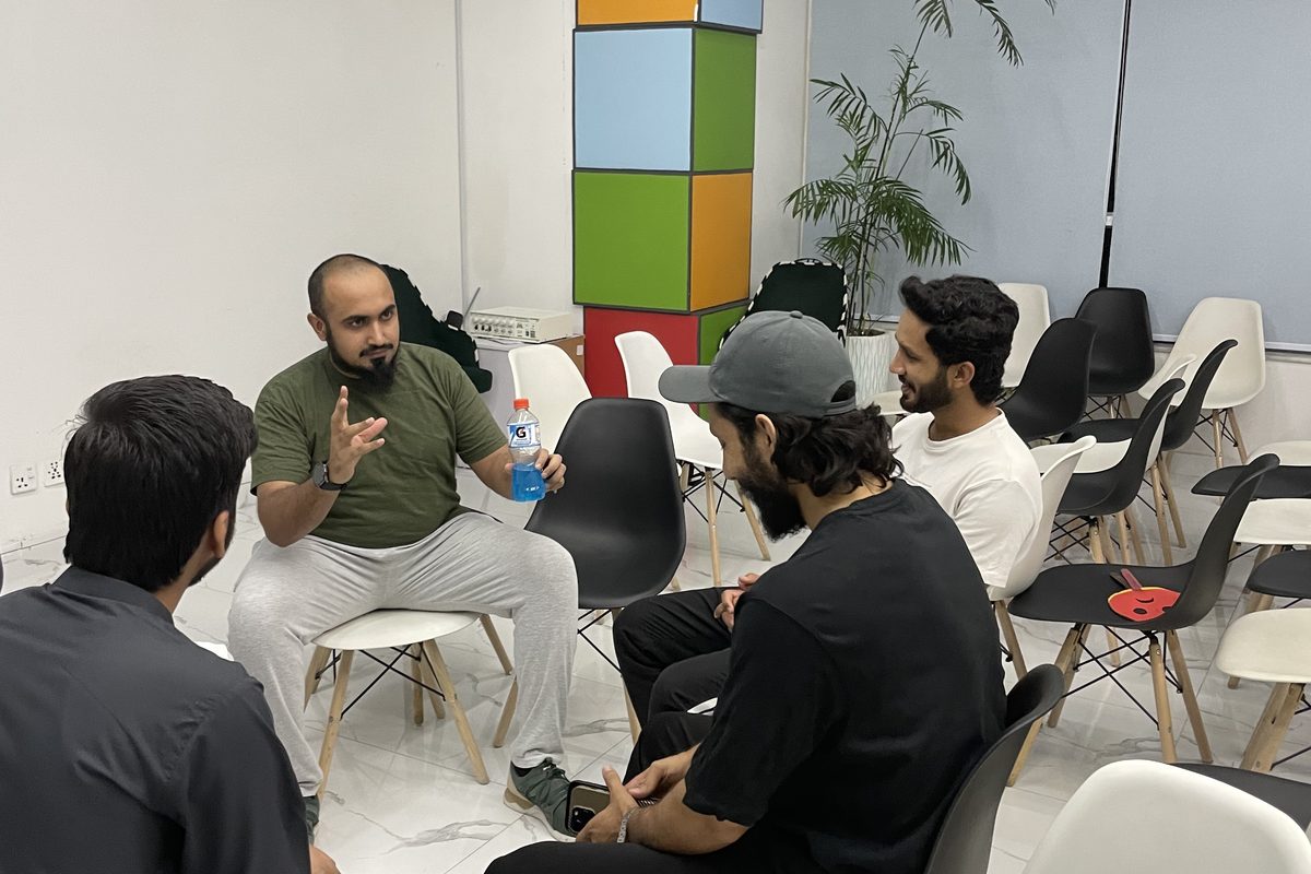 Summit Automates team at work